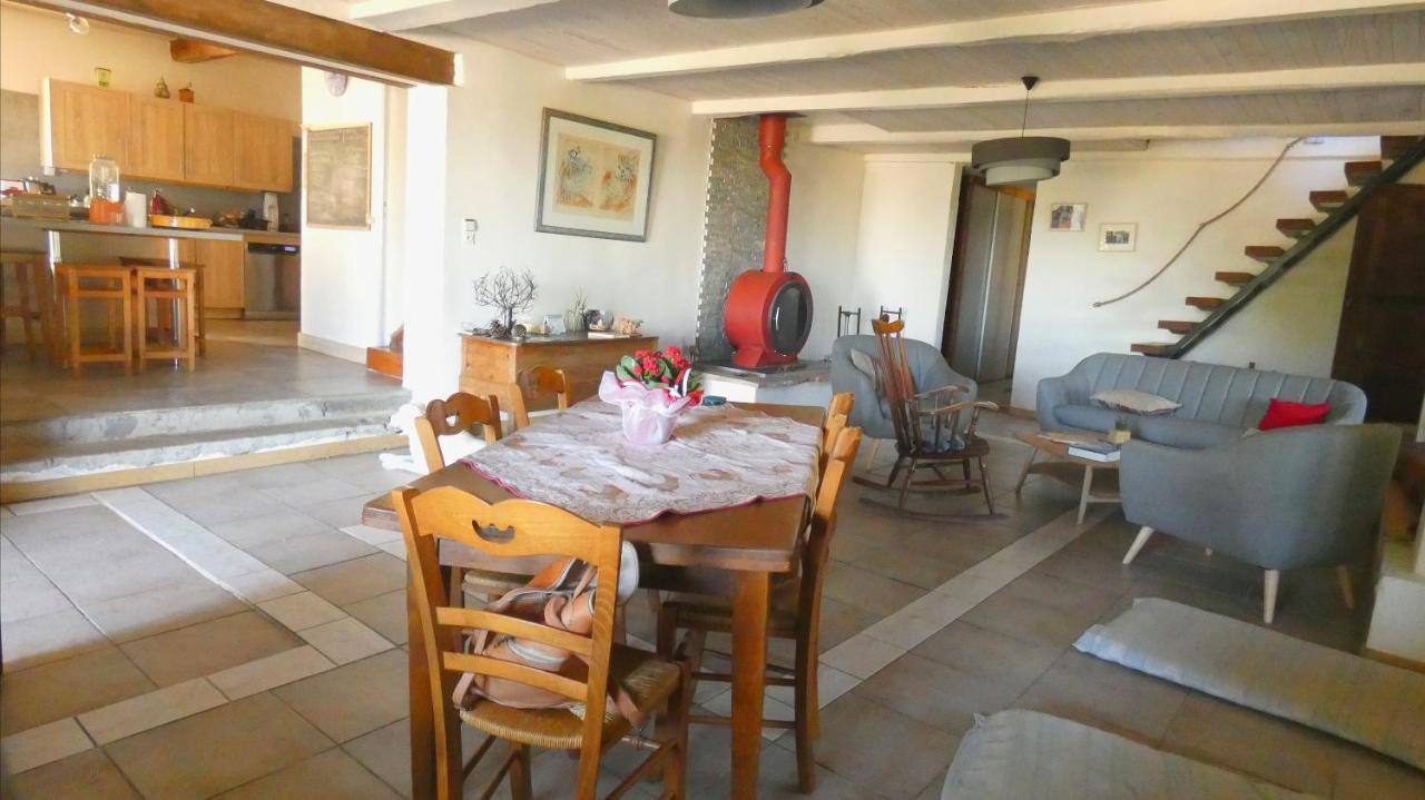 La Sourciere D'Eros Hotel Bellesserre Luaran gambar